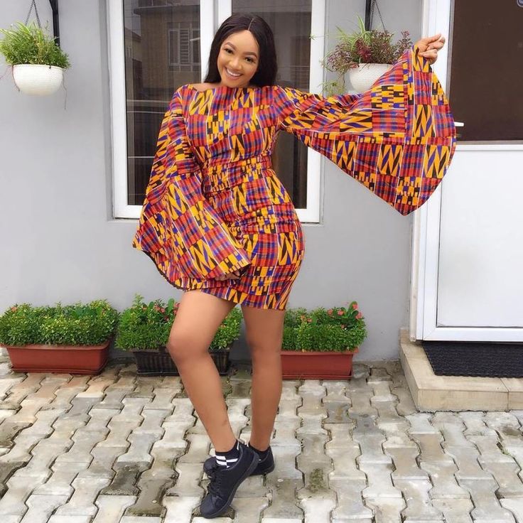 Ankara Short Gown Styles With Sneaker Ideas 2021 For Ladies - Shweshwe Home
